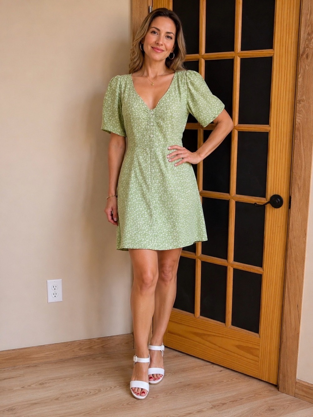 Madewell Light Green Floral V-Neck Mini Dress
